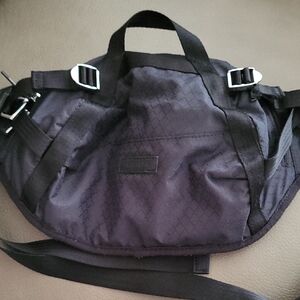 Athleta Excursion Belt Bag